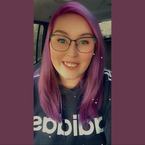 Meet your Posher, Alecia